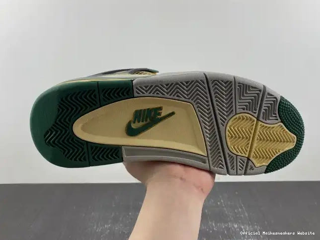 Official Maikesneakers AIR YEAR
